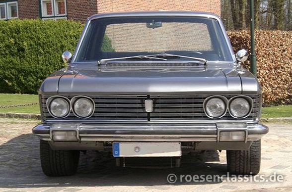 Fiat 130 Front